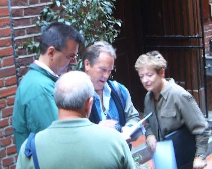 A team reads their Greenwich treasure hunt clue.