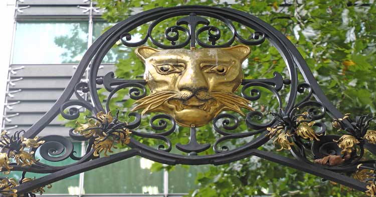 A golden leopard's head that features on our Historic City Treasure Hunt.